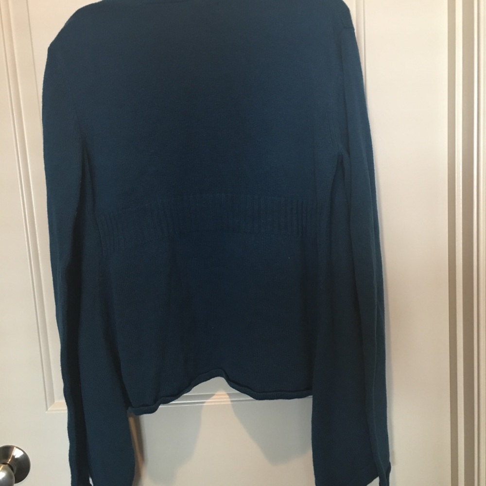 Sweater - Picture 3 of 4
